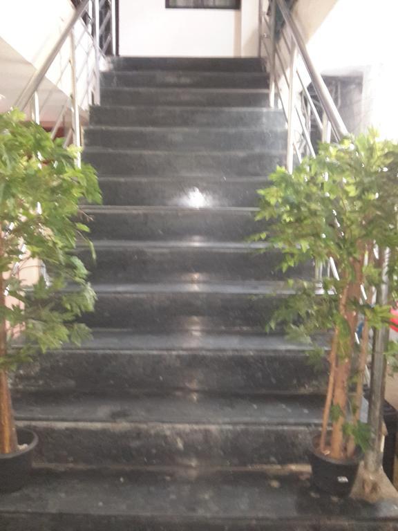 S4 Residency Hotel Csennai Kültér fotó